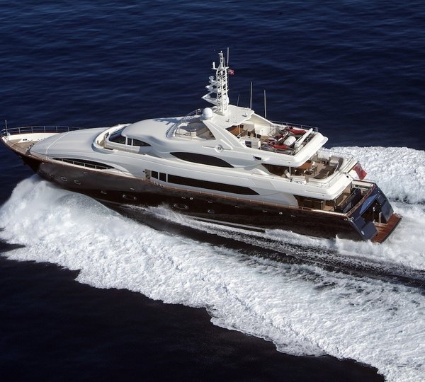 Yacht BUNKER, CRN Ancona | CHARTERWORLD Luxury Superyacht Charters
